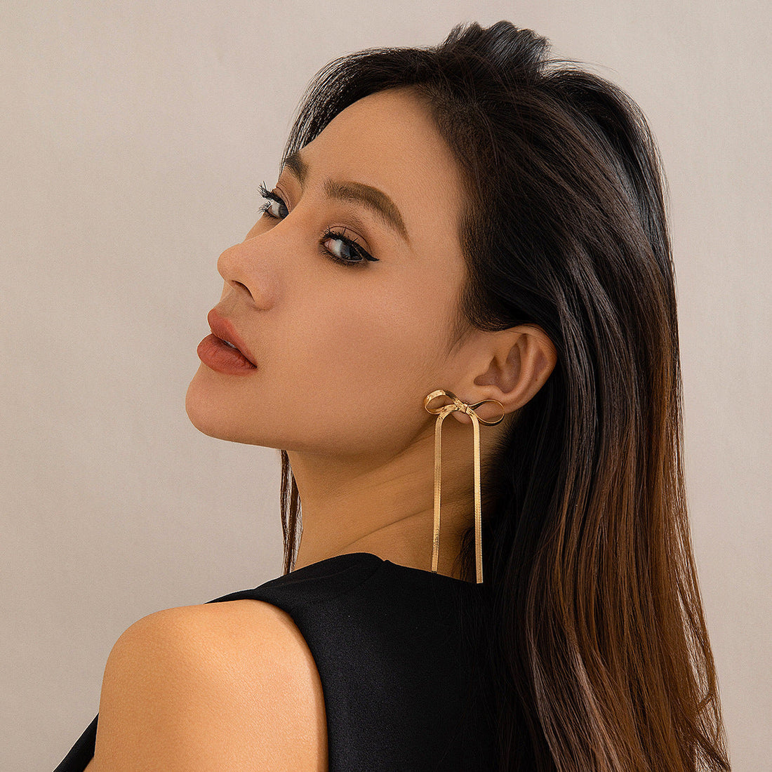 Fashion Personality Metal Bow Stud Earrings